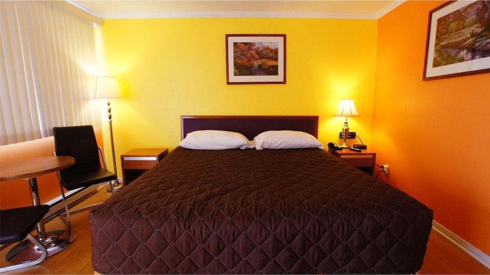Harmony Inn Ґодріч Екстер'єр фото