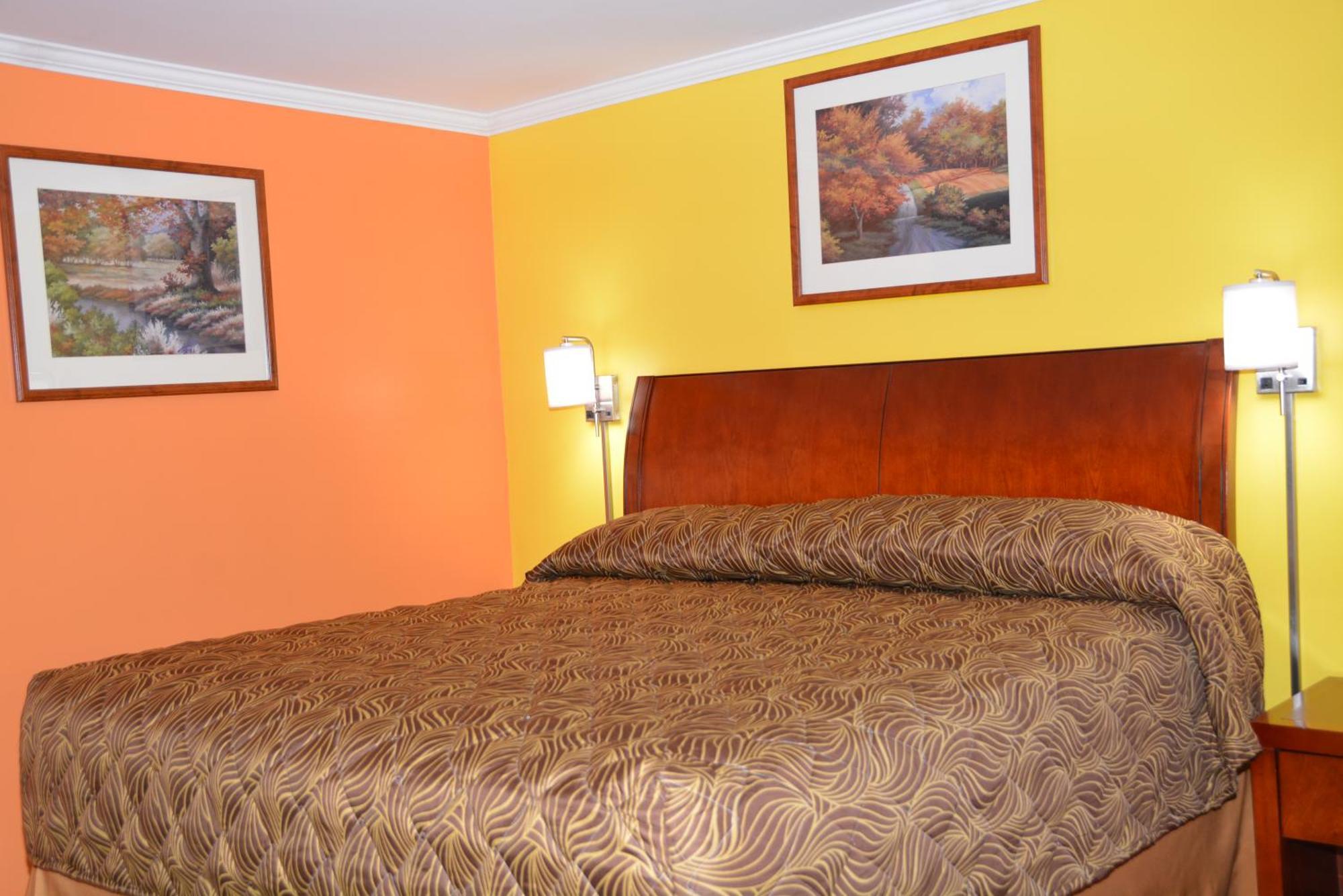 Harmony Inn Ґодріч Екстер'єр фото
