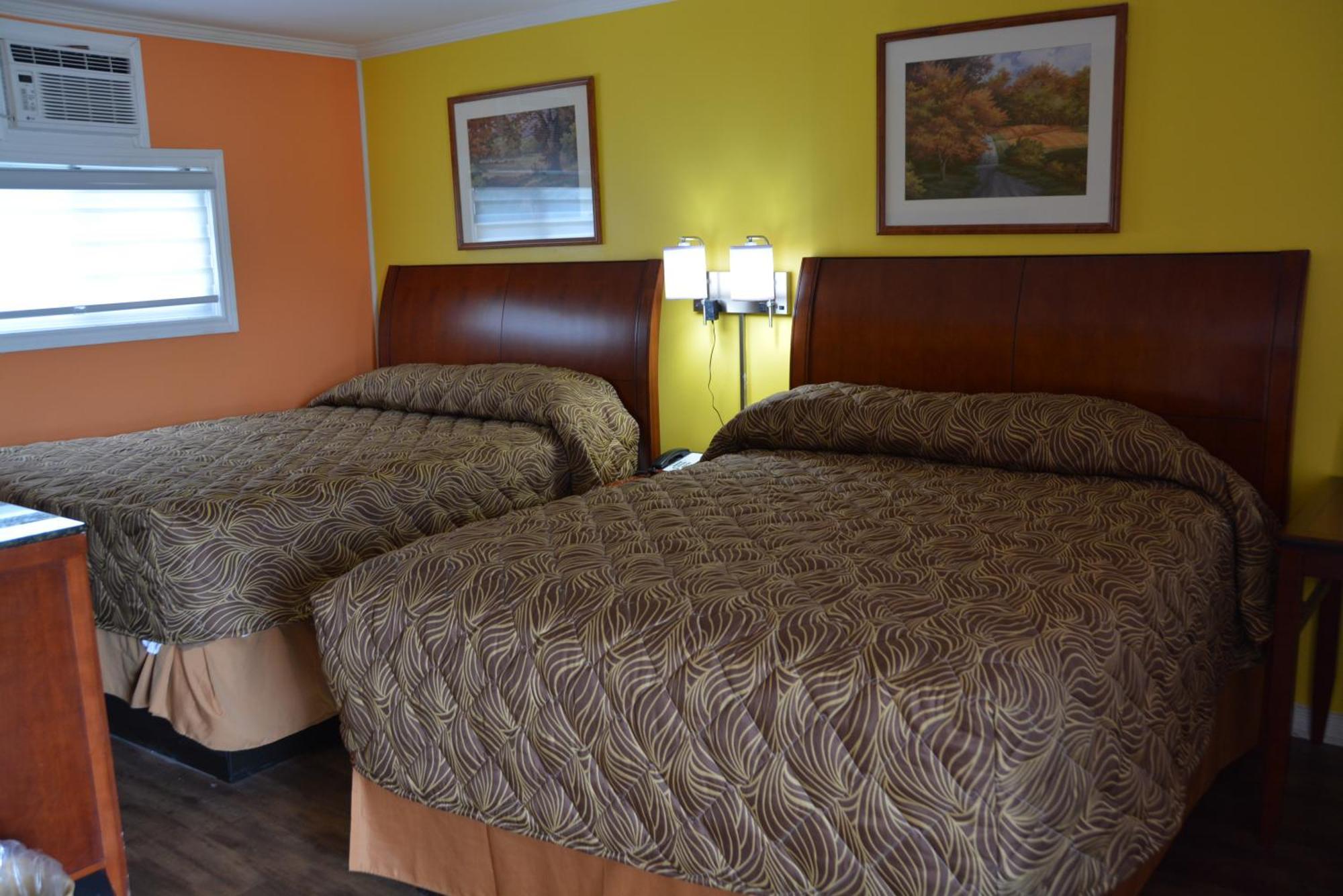 Harmony Inn Ґодріч Екстер'єр фото